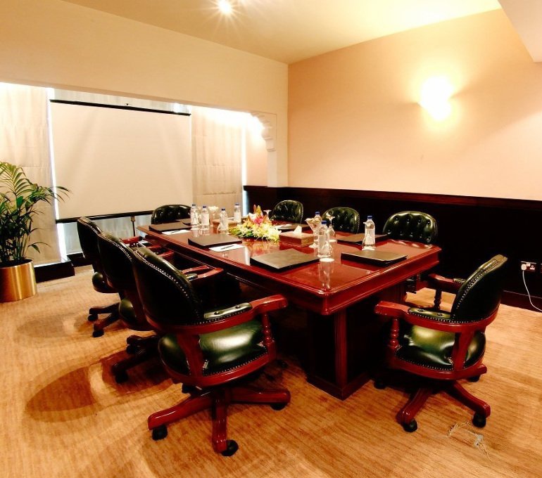 Executive boardroom - Arabian Courtyard Hotel & Spa - Bur Dubai Executive boardroom - Arabian Courtyard Hotel & Spa - Bur Dubai
