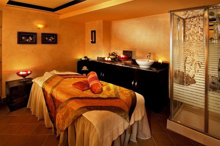 SPA OFFER Arabian Courtyard Hotel & Spa SPA OFFER Arabian Courtyard Hotel & Spa