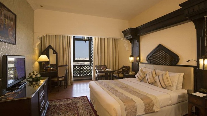 Executive room Arabian Courtyard Hotel & Spa Bur Dubai Executive room Arabian Courtyard Hotel & Spa Bur Dubai