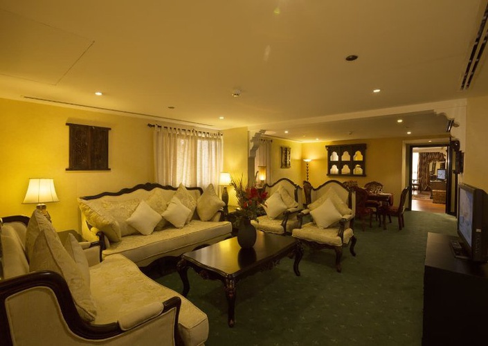 Grand suites arabian courtyard hotel & spa bur dubai Grand suites arabian courtyard hotel & spa bur dubai